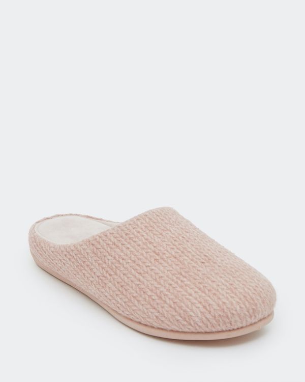 Cable Comfort Slipper