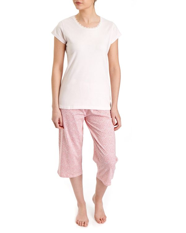 T-Shirt And Crop Leg Pyjama Set