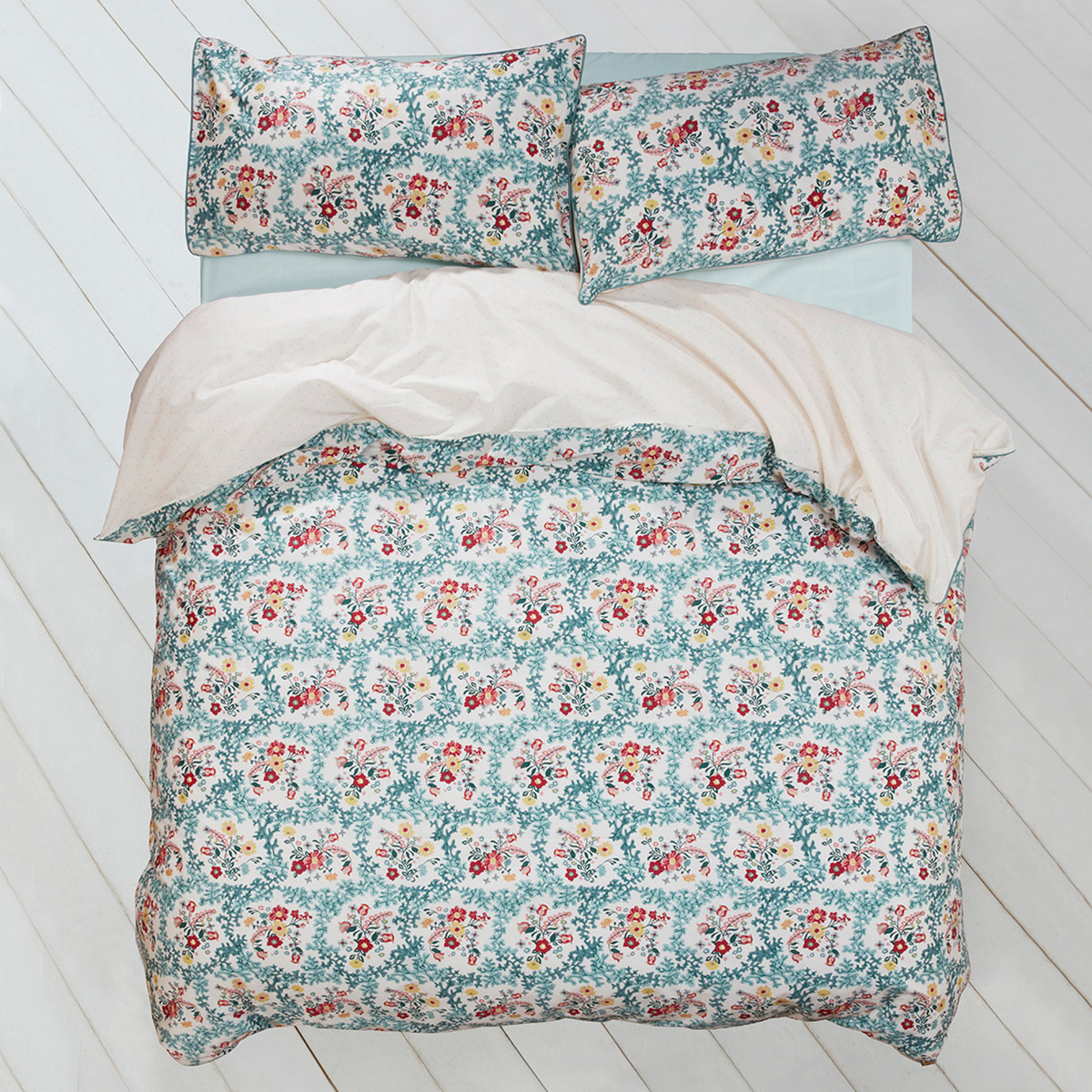 Dunnes Stores Aqua Carolyn Donnelly Eclectic Posy Duvet Cover