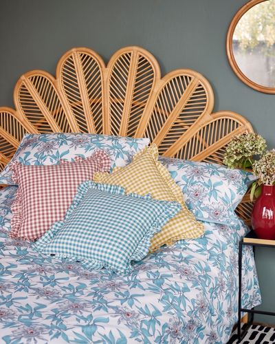 Carolyn Donnelly Eclectic Blossom Bed Set