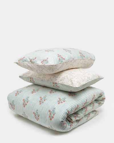 Carolyn Donnelly Eclectic Floral Cotton Bed Set thumbnail