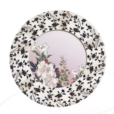 Carolyn Donnelly Eclectic Round Floral Frame thumbnail