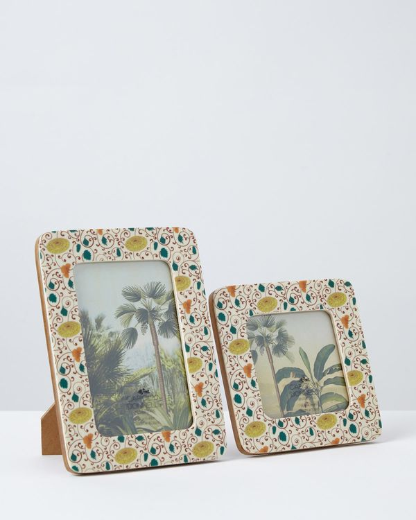 Carolyn Donnelly Eclectic Floral Print Frame