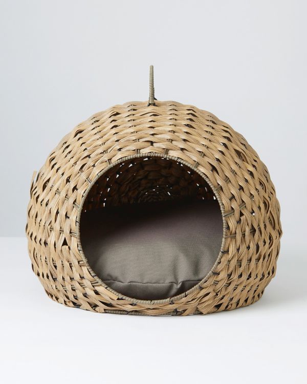 Carolyn Donnelly Eclectic Woven Cat Bed