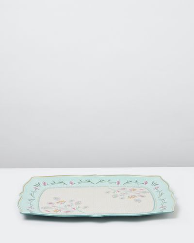 Carolyn Donnelly Eclectic Scalloped Melamine Platter thumbnail