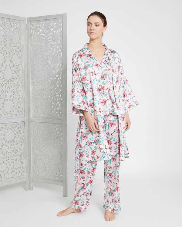 Carolyn Donnelly Eclectic Blossom Hammered Satin Kimono