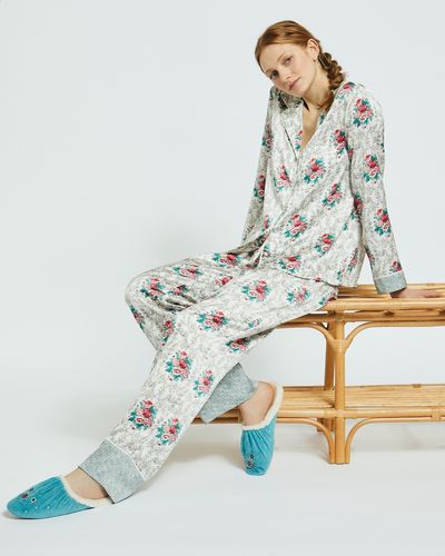 Carolyn Donnelly Eclectic Textured Satin Floral Pyjama Set thumbnail