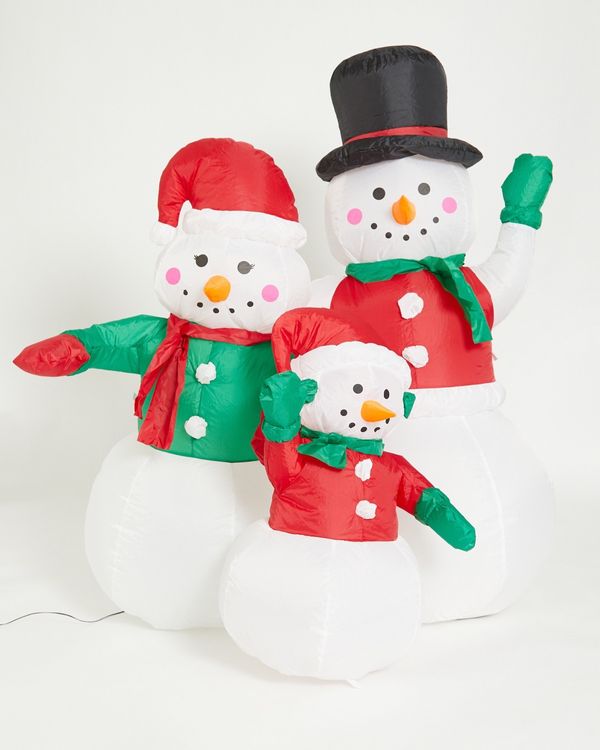 Inflatable Snow Family