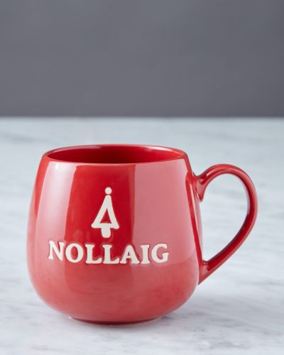 Helen James Considered Nollaig Mug