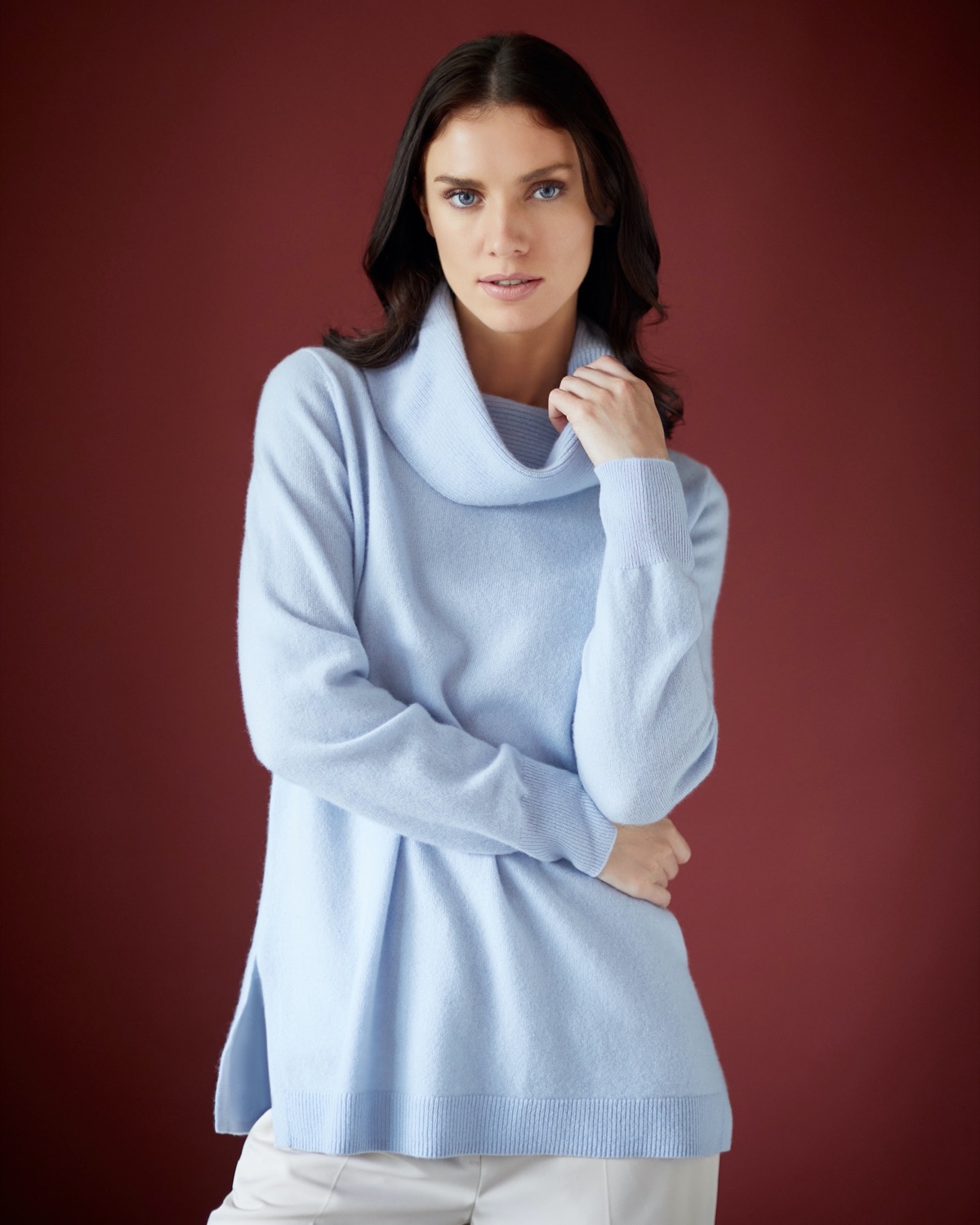 Electric Blue Split Turtleneck Cashmere Pullover - Ready to Wear