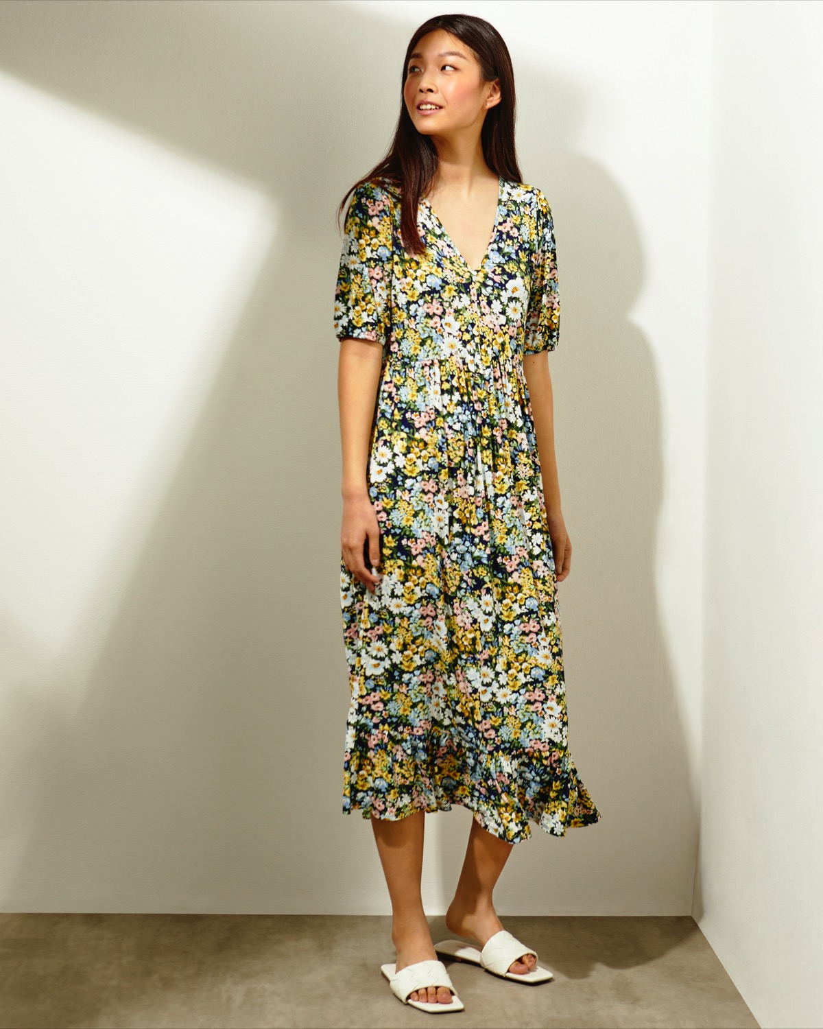 Dunnes Stores | Print V-Neck Midi Dress