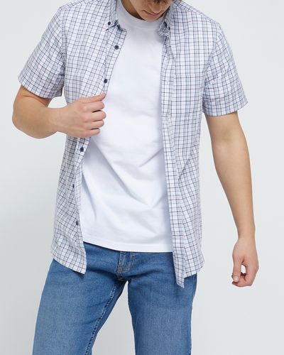 Slim Fit Short-Sleeved Shirt