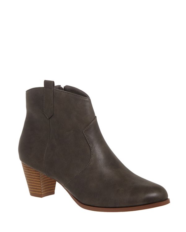 Tab Western Ankle Boots