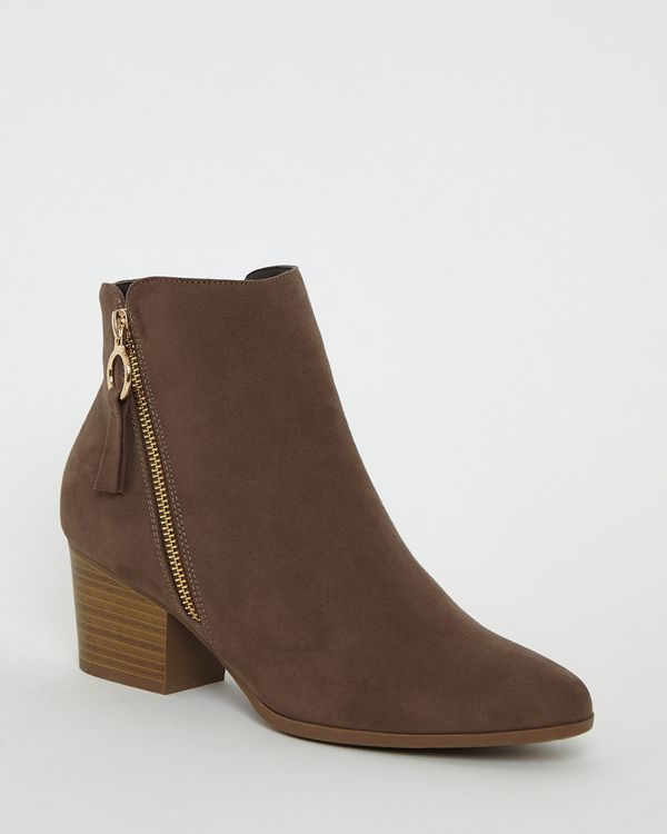 Dunnes Stores | Taupe Outside Zip Boot