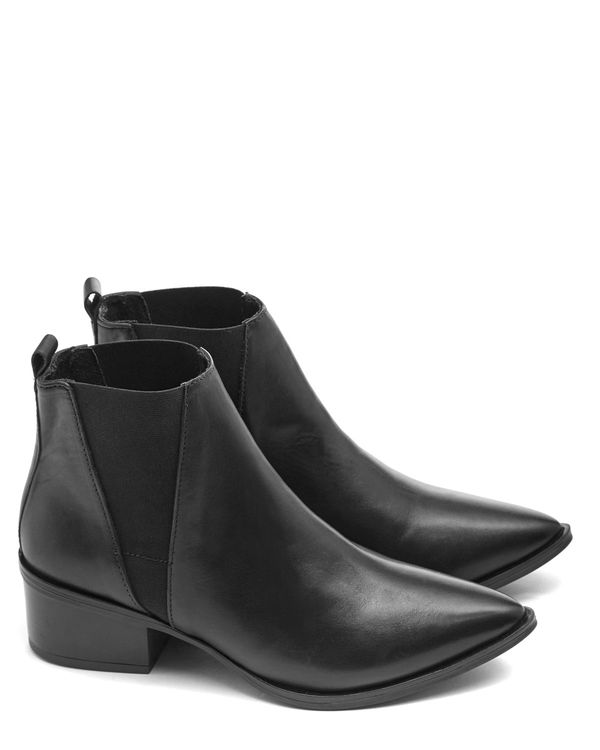 Gallery Leather Chelsea Boot