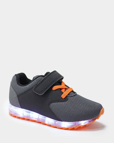 Boys Light Up Trainers (Size 6-2) thumbnail