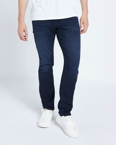 Ultra Stretch Straight Fit Jeans