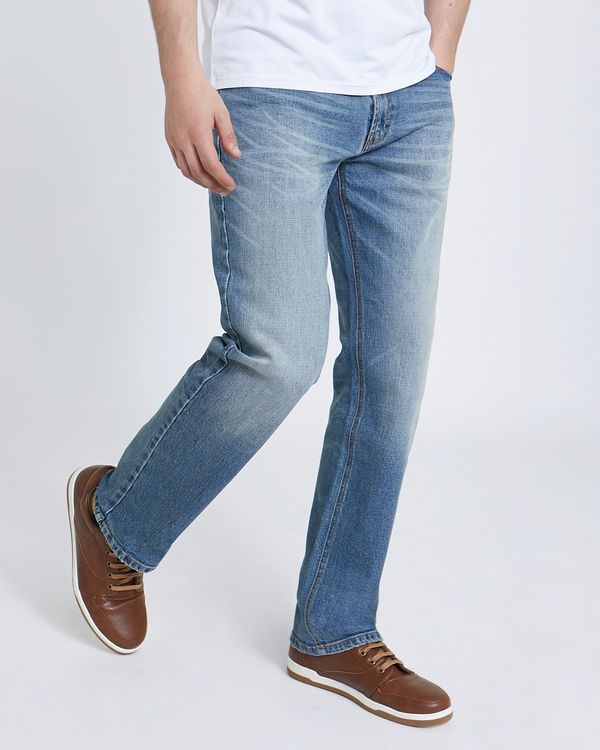 Straight Leg Jeans With Belt