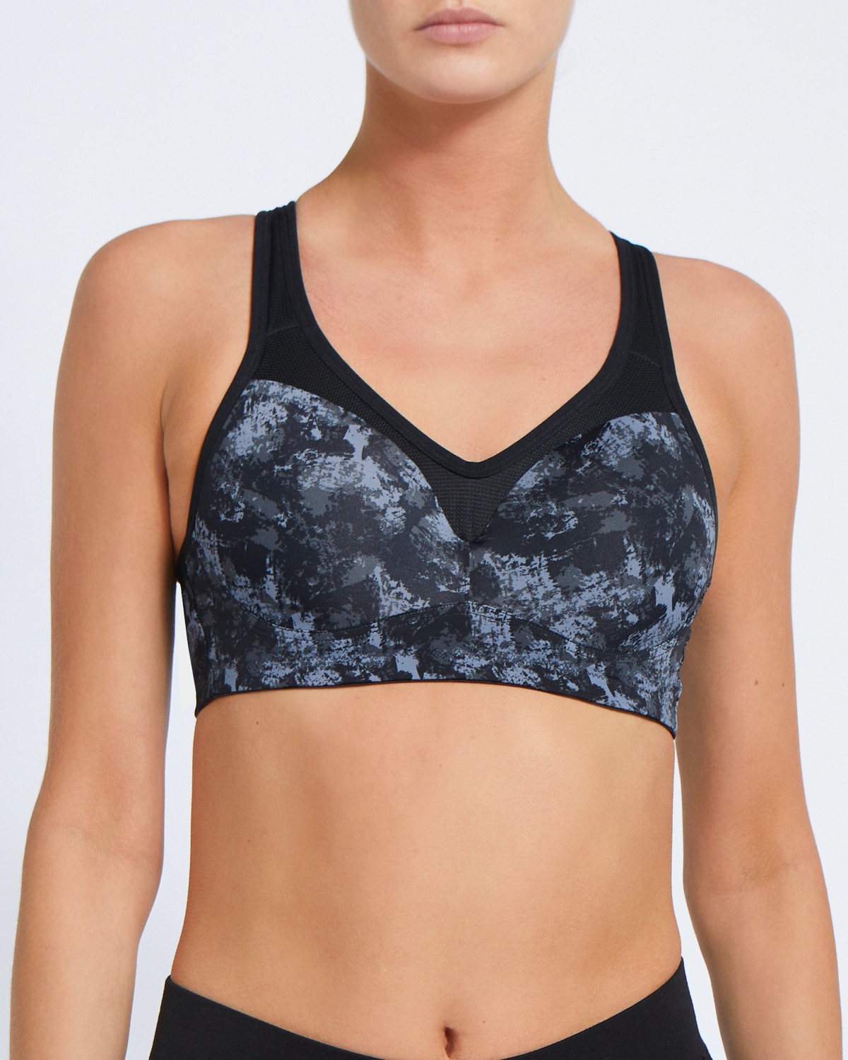 Dunnes Stores  Black High Impact Underwired Sports Bra