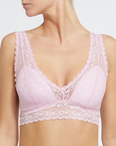 Sara Non-Wired All-Over Lace Bralette thumbnail