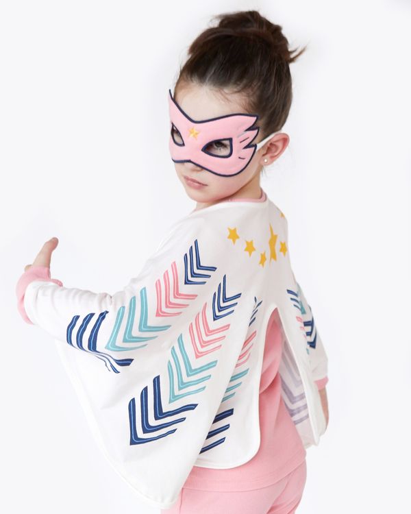 Leigh Tucker Willow Drama Llama Cape And Mask