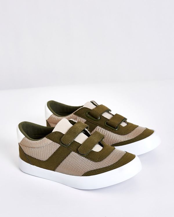 Leigh Tucker Willow Fionn Trainers