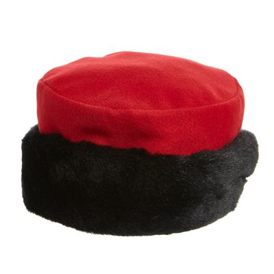 Red Fur Trim Hat thumbnail
