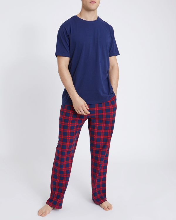 Jersey T-Shirt And Pants Pyjama Set