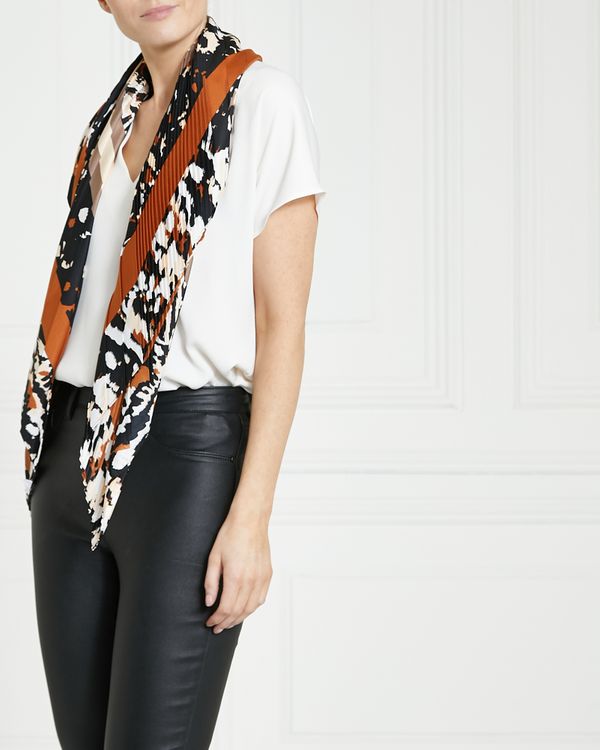 Gallery Abstract Leopard Pleat Scarf