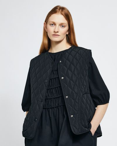 Carolyn Donnelly The Edit Reversible Gilet