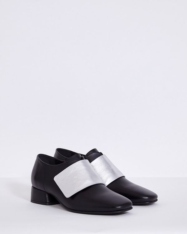 Carolyn Donnelly The Edit Strap Brogues