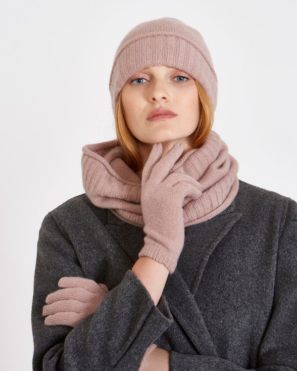 Carolyn Donnelly The Edit Cashmere Gloves