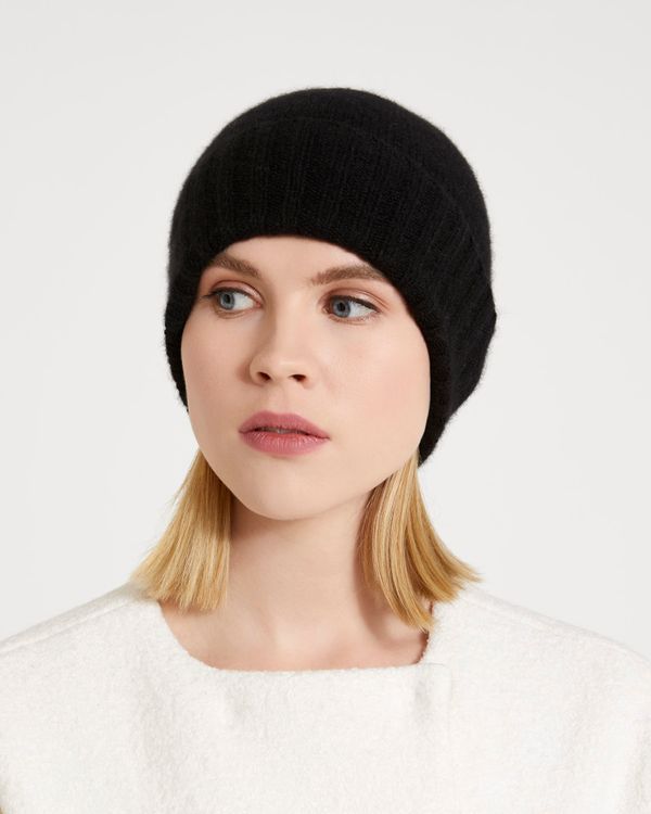 Carolyn Donnelly The Edit Cashmere Hat