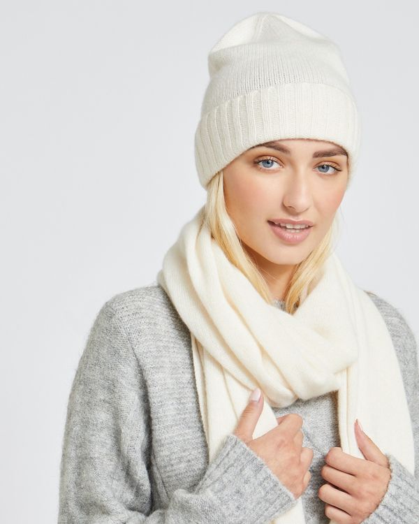 Carolyn Donnelly The Edit 100% Cashmere Hat