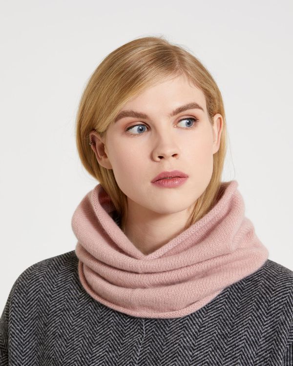 Carolyn Donnelly The Edit Cashmere Snood