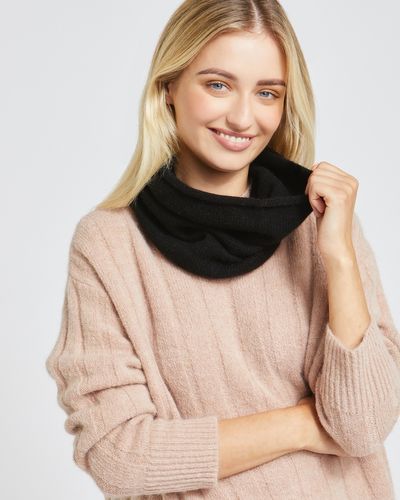 Carolyn Donnelly The Edit 100% Cashmere Snood thumbnail