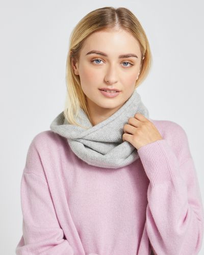 Carolyn Donnelly The Edit 100% Cashmere Snood