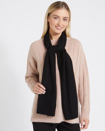 Carolyn Donnelly The Edit Medium 100% Cashmere Scarf thumbnail
