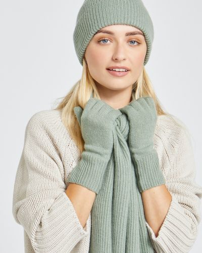 Carolyn Donnelly The Edit Green Cashmere Gloves