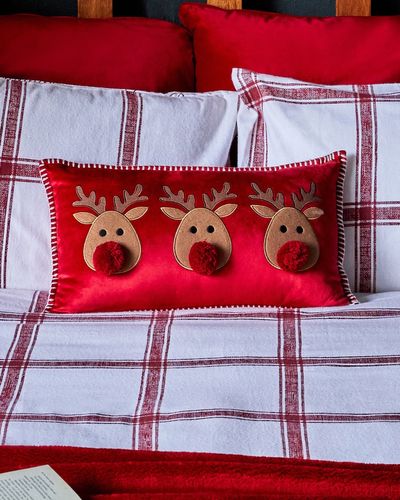 3 Reindeer Velvet Cushion