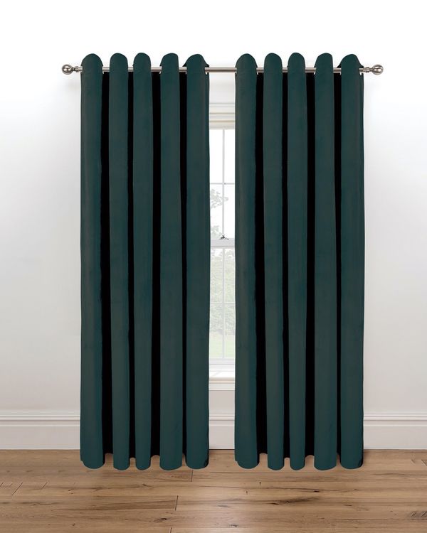 Dark Green Sapphire Curtain