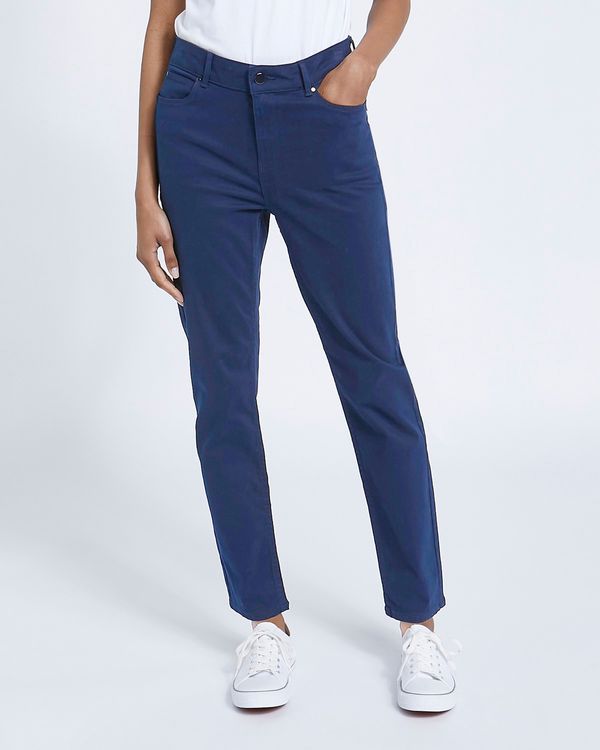Straight Fit Mid Rise Jeans