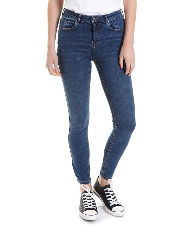 Mid Rise Essential Skinny Fit Jeans