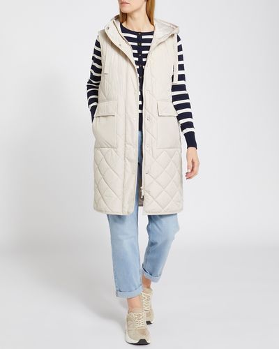 Diamond Quilted Snap Button Gilet thumbnail