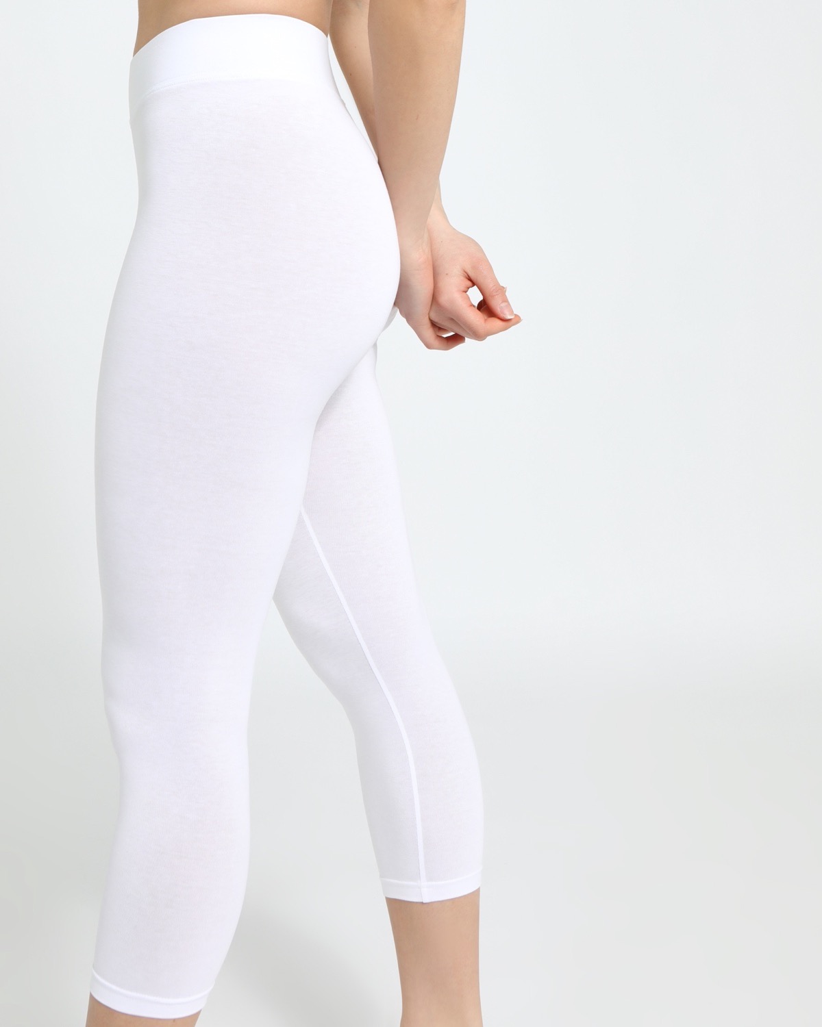 Buy online White Plain Cotton Spandex Leggings from Capris & Leggings for  Women by Frenchtrendz for ₹849 at 66% off